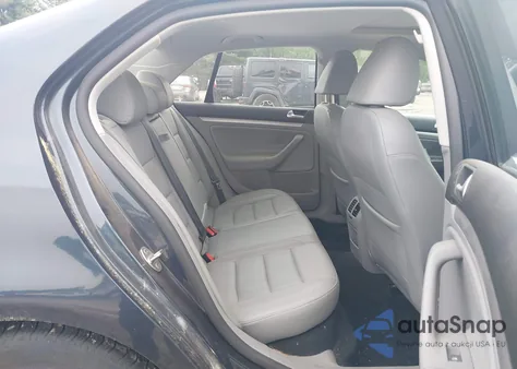 2009 Volkswagen Jetta Se from USA, damaged, VIN 3VWRZ71KX9M077567